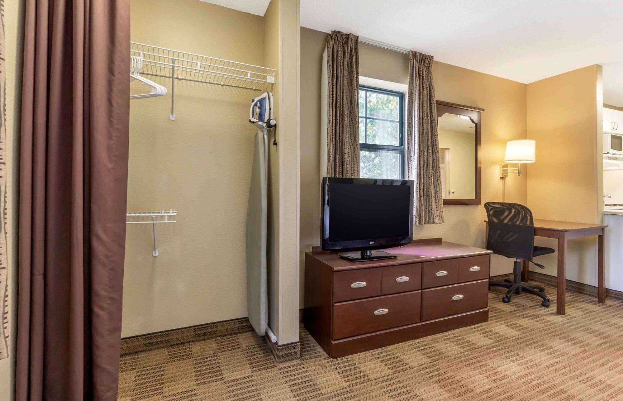 Extended Stay America Suites - Seattle - Bothell - West Экстерьер фото